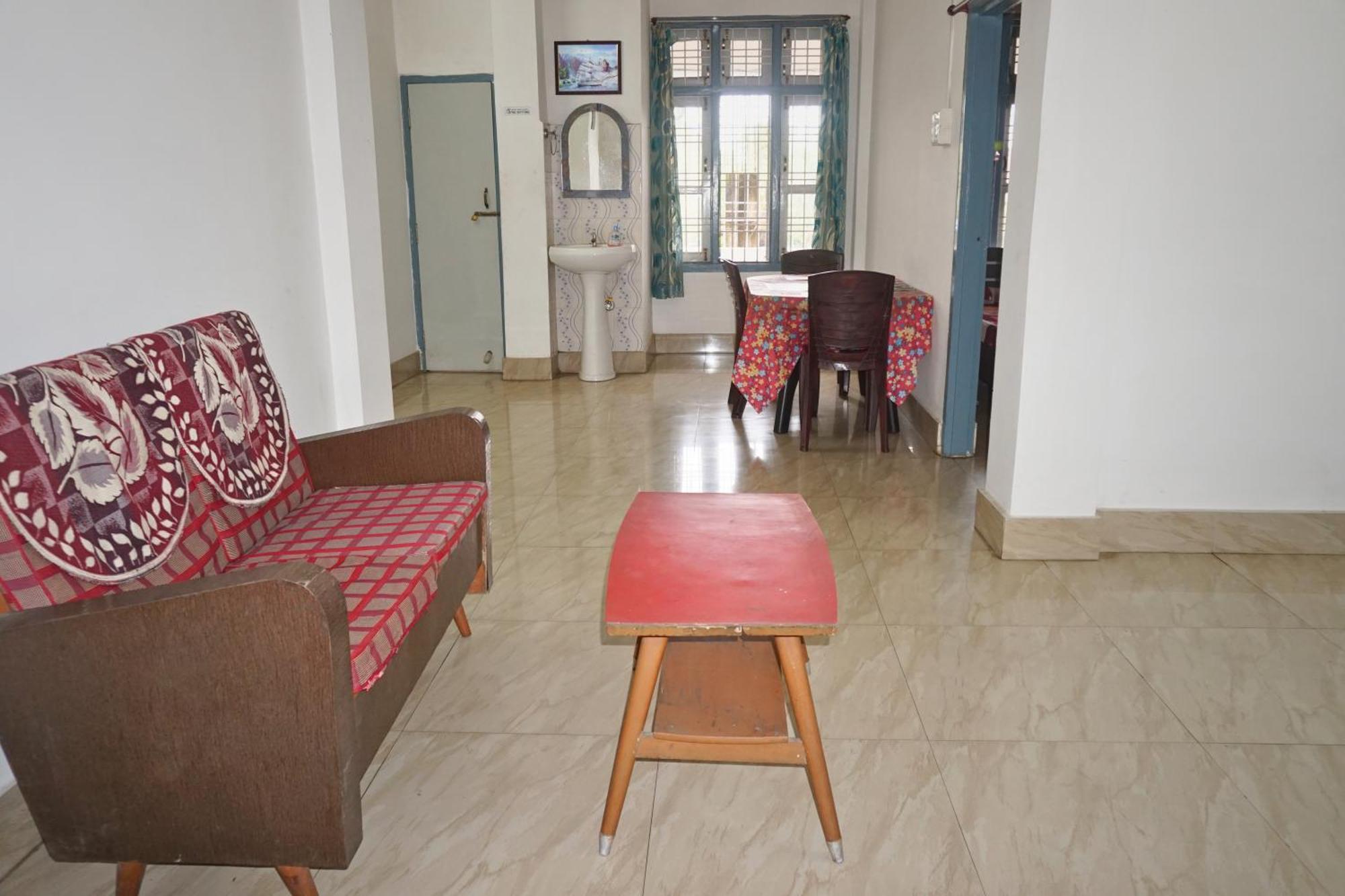Taj Residency Holiday Homestay -Entire 1Bhk & 2Bhk Private Apartments -Call 767Ooo54Oo Jorhat Exterior photo