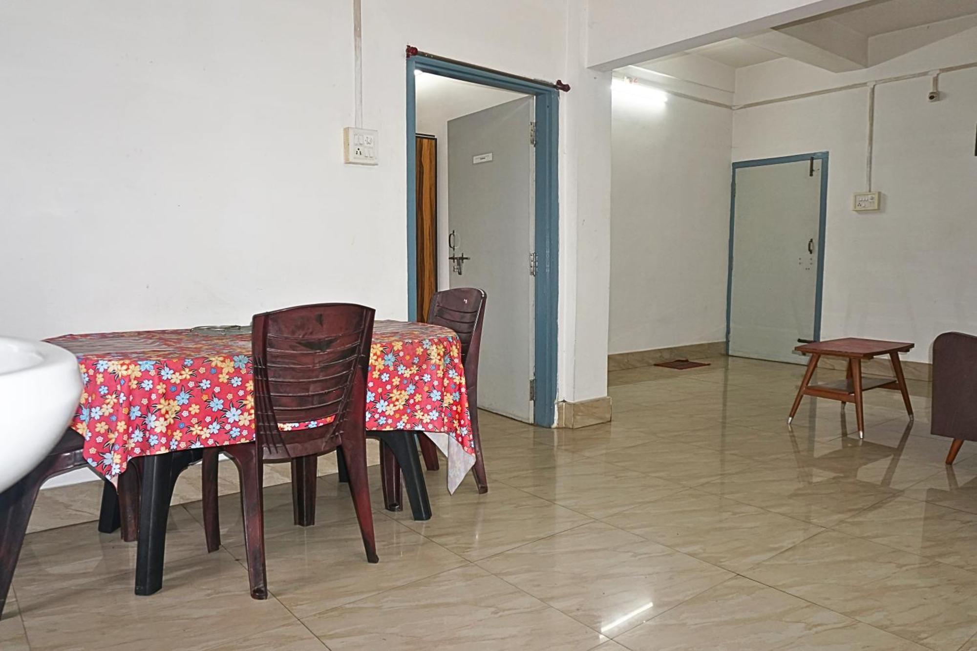Taj Residency Holiday Homestay -Entire 1Bhk & 2Bhk Private Apartments -Call 767Ooo54Oo Jorhat Exterior photo