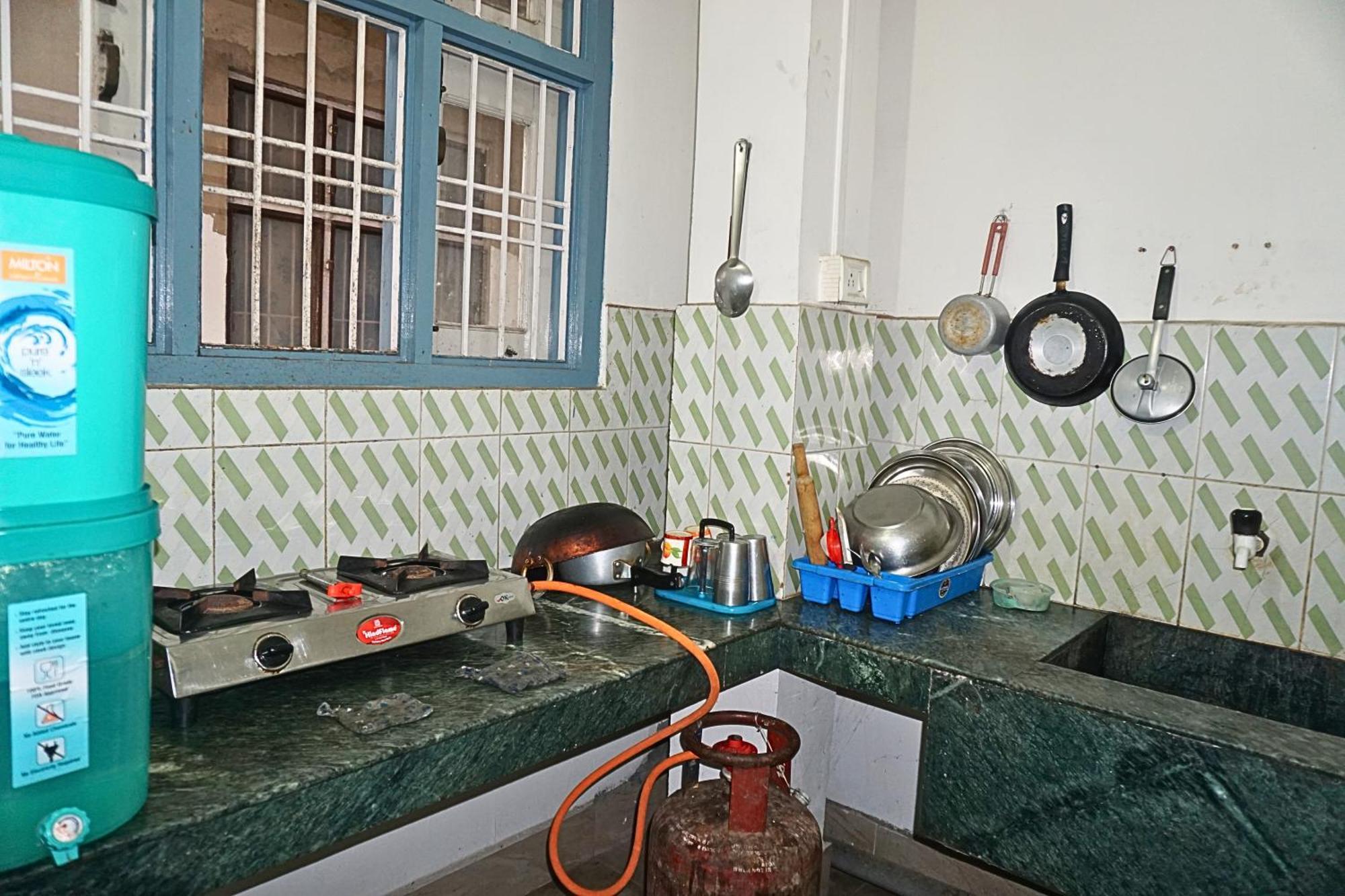 Taj Residency Holiday Homestay -Entire 1Bhk & 2Bhk Private Apartments -Call 767Ooo54Oo Jorhat Exterior photo